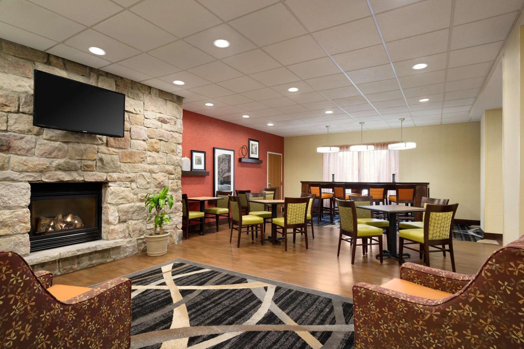 Hampton Inn Lehighton - Jim Thorpe Екстериор снимка