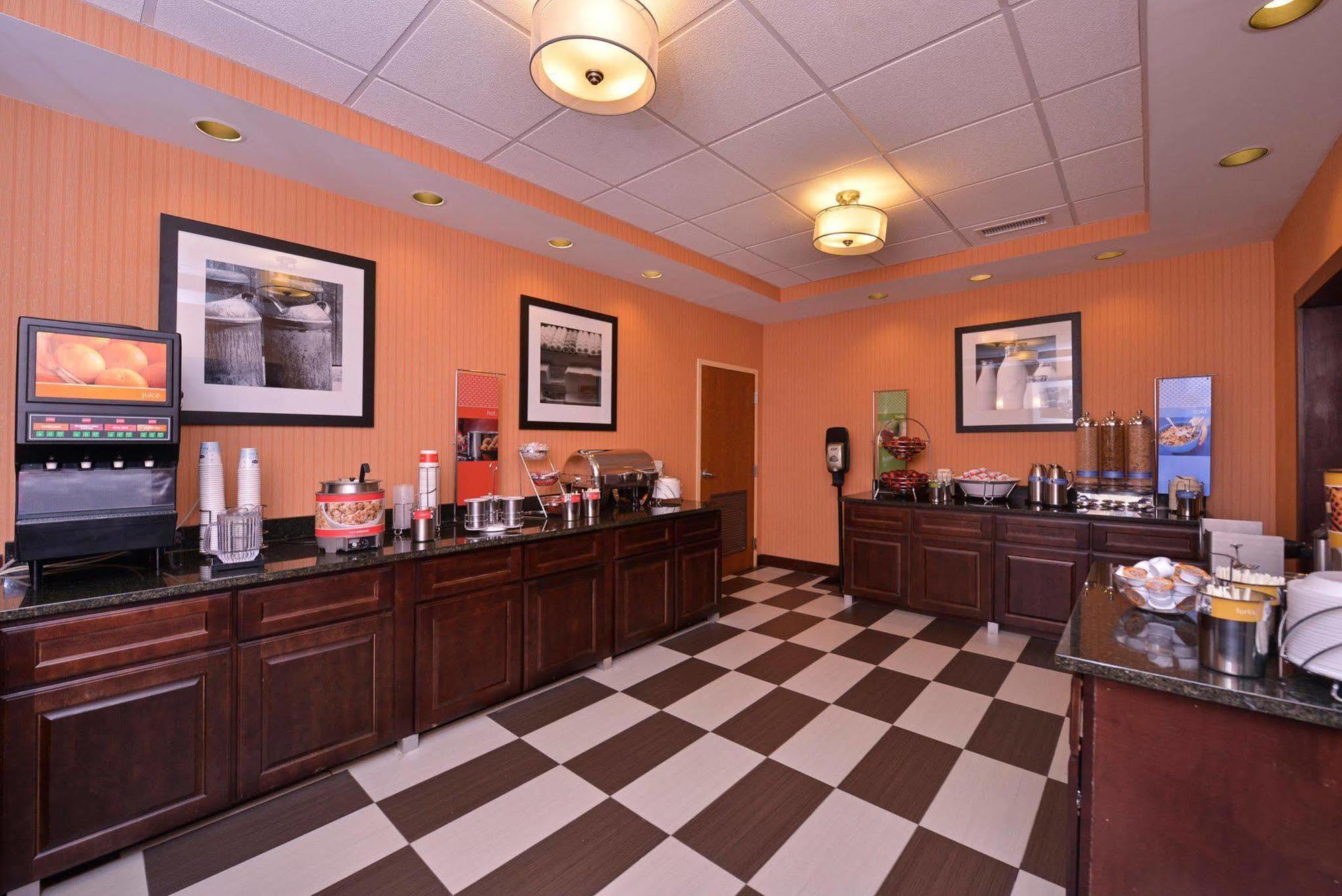 Hampton Inn Lehighton - Jim Thorpe Екстериор снимка